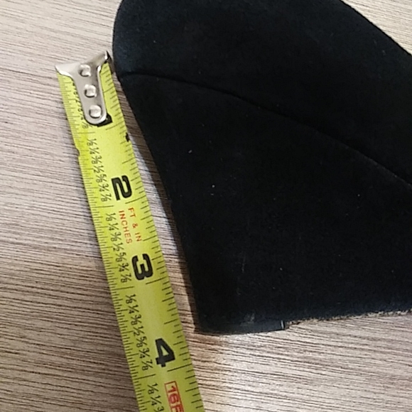 Kate Spade Black Suede Peep-Toe Wedges size 7.5 - Picture 14 of 14